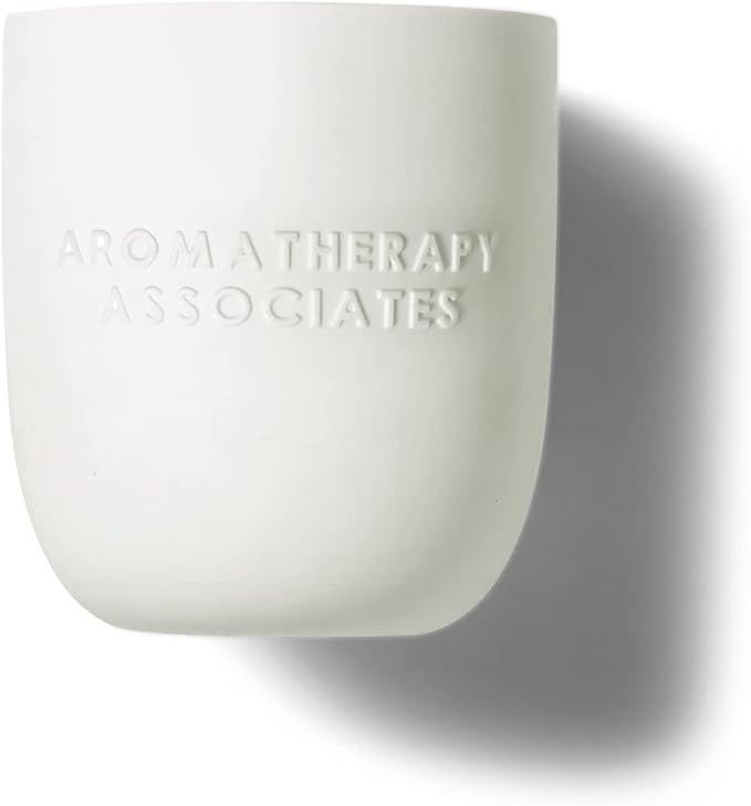 Aromatherapy Associates Revive Candle. Energizing Grapefruit, Rosemary and Juniper Berry Candle to Uplift The Spirit. Natural Wax Burns Over 40 Hours (7.05 oz)