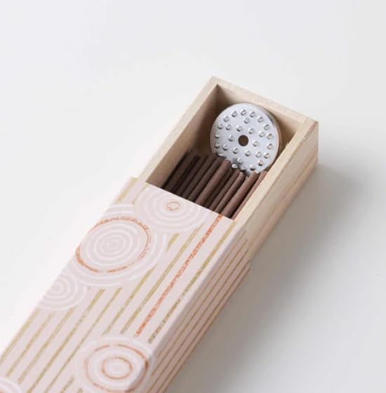 Hasegawa Hyakurakuko Premium Japanese Sandalwood Incense - Long Type, 40 Sticks with Aluminum Holder, 20-30 Min Burn Time, Made in Japan 線香 百楽香 (Frankincense)