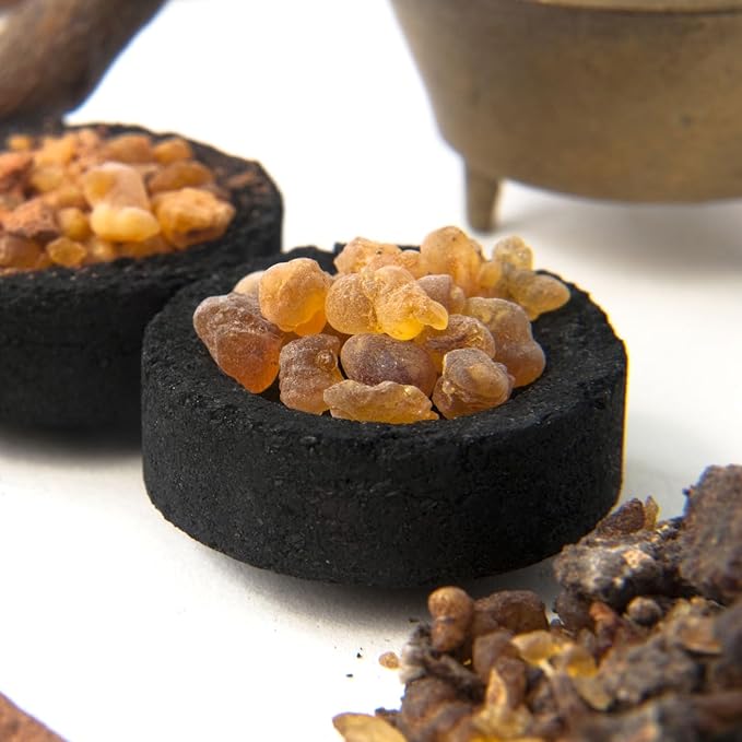 Arabian Incense (Bakhoor) Kit & Discovery Set – Complete Starter Bundle with Mini Burner, Tongs, Charcoal Rolls & 10 Premium Seasonal Samples – Perfect for Traditional & Modern Aromatherapy