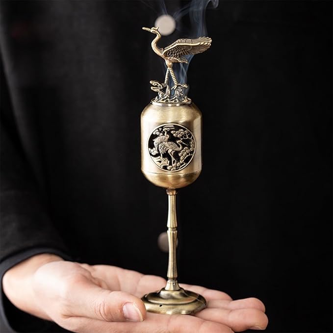 Antique Golden Magpie Lantern Incense Burner, Multi-Use Decorative Incense Holder, Elegant Zinc Alloy Craftwork, Ideal for Meditation, Relaxation, and Home Decor (Golden Crane)