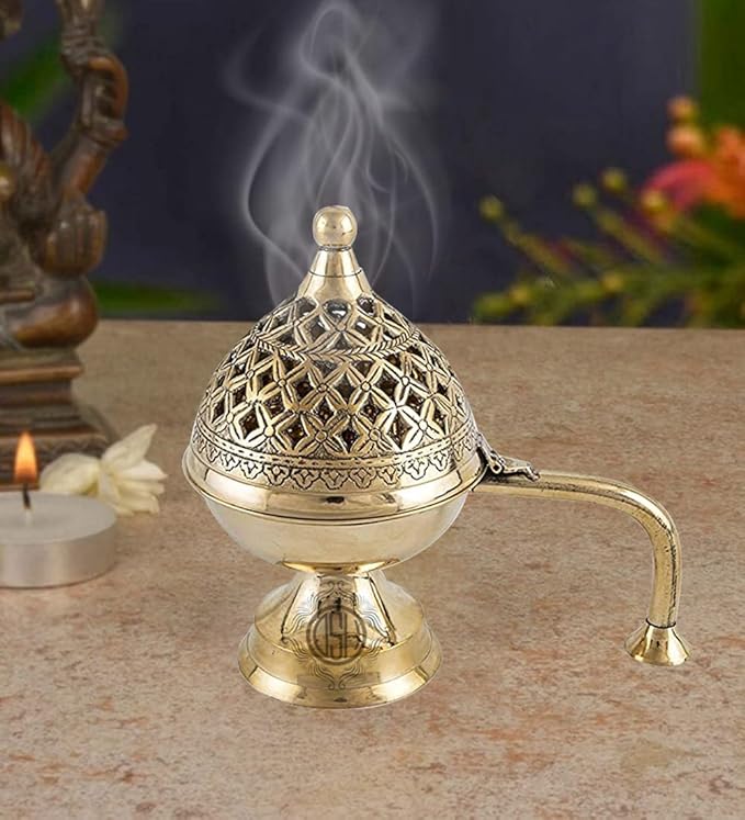 DSH CRAFTING YOUR CURIOSITY Dsh Home Purifying Brass Dhuna Loban Burner Dhooni Dhoop Dani Dhuni Brass Table Dhoop Dani Incense Burner for Loban. (Medium)
