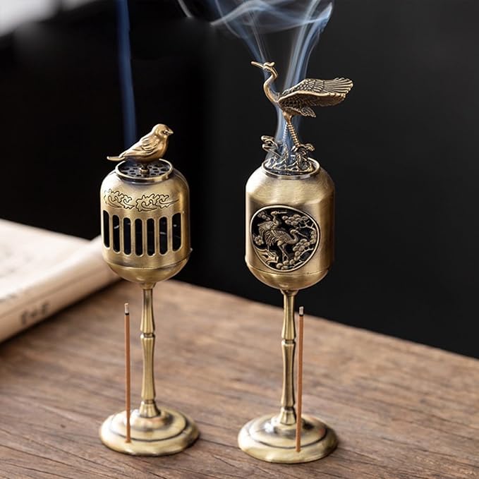 Antique Golden Magpie Lantern Incense Burner, Multi-Use Decorative Incense Holder, Elegant Zinc Alloy Craftwork, Ideal for Meditation, Relaxation, and Home Decor (Golden Crane)