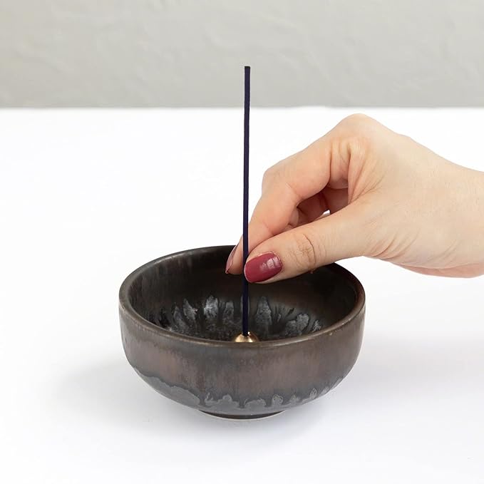 Asayu Japan Incense Sticks with Low Smoke for Morning or Evening Meditation, Relax or Yoga, Made in Japan 40gr - Wagiku Chrysanthemum