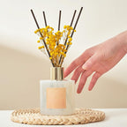 Cocorrína Reed Diffuser - Warm Vanilla Scented Diffuser with 8 Sticks Home Fragrance Reed Diffuser for Bathroom Shelf Decor