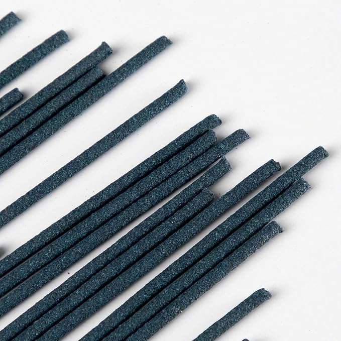 Asayu Japanese Low Smoke Incense Sticks Premium Sakura Cherry Blossom and Agarwood Blend, Made in Japan 40gr Quality Incense Blend for Gift and Relax