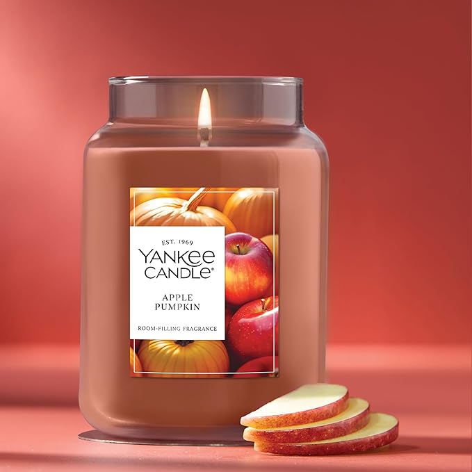 Yankee Candle Apple Pumpkin, Fall Scented Candle, 22oz Large Jar with up to 150 Hour Burn Time