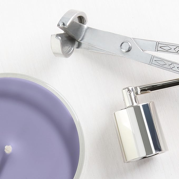 Yankee Candle Lavender Vanilla Scented Candle, 22oz Large Jar with up to 150 Hour Burn Time, Giftable