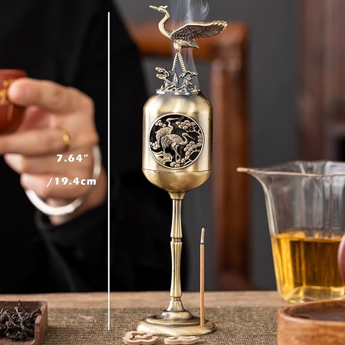 Antique Golden Magpie Lantern Incense Burner, Multi-Use Decorative Incense Holder, Elegant Zinc Alloy Craftwork, Ideal for Meditation, Relaxation, and Home Decor (Golden Crane)