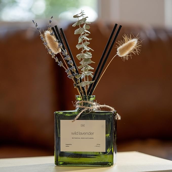 Craft & Kin Reed Diffuser with Dried Flowers | 5 oz White Lavender Scented Fall Reed Diffusers for Home, Bathroom | Scent Sticks | Elegant Fragrance Home Decor for Men & Women