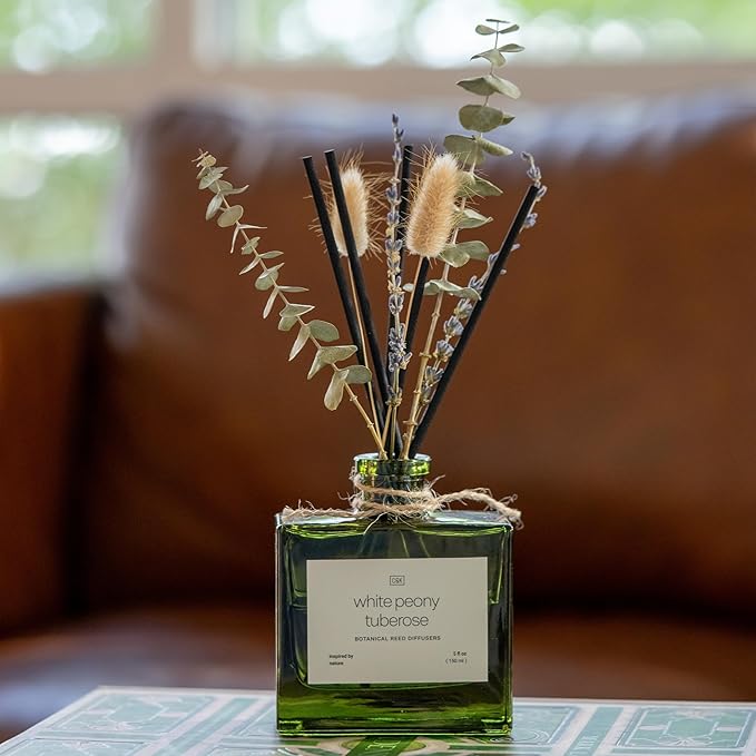 Craft & Kin Reed Diffuser with Dried Flowers | 5 oz White Peony & Tuberose Scented Fall Reed Diffusers for Home, Bathroom | Scent Sticks | Elegant Fragrance Home Decor for Men & Women