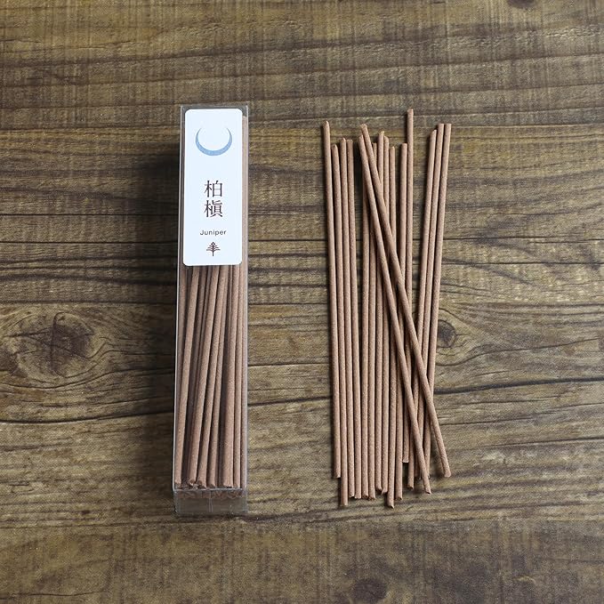 Asayu Japan Traditional Incense Sticks - Harmony Set (Cinnamon + Juniper), 40gr (Each Scent 20g), for Yoga, Zen Meditation and Relaxation - Traditional Smoke Type