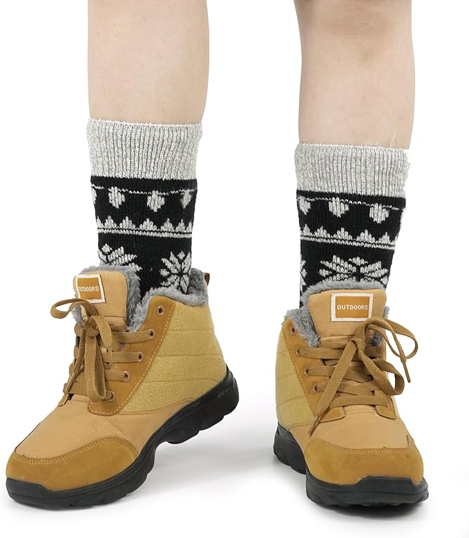 BomKinta Thermal Socks Men - Winter Warm Socks for Cold Weather Crew Socks - Cozy Soft Thick Christmas Boot Socks Size 7-11