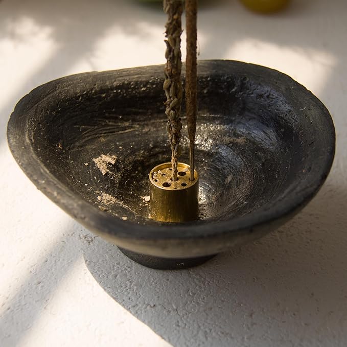 Handmade Rustic Black Terracotta Incense Holder, Ceramic Palo Santo & Sage Sticks Bowl,Wabi‑sabi & Retro, A Spiritual Decor for Yoga&Meditation (Black)